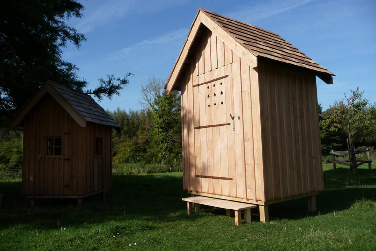 La cabane de l’étang (160 X 126 X 260 CM)