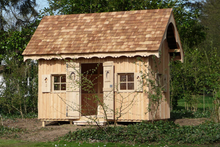 La cabane de Martine  ( 200 X 350 X H350 CM )